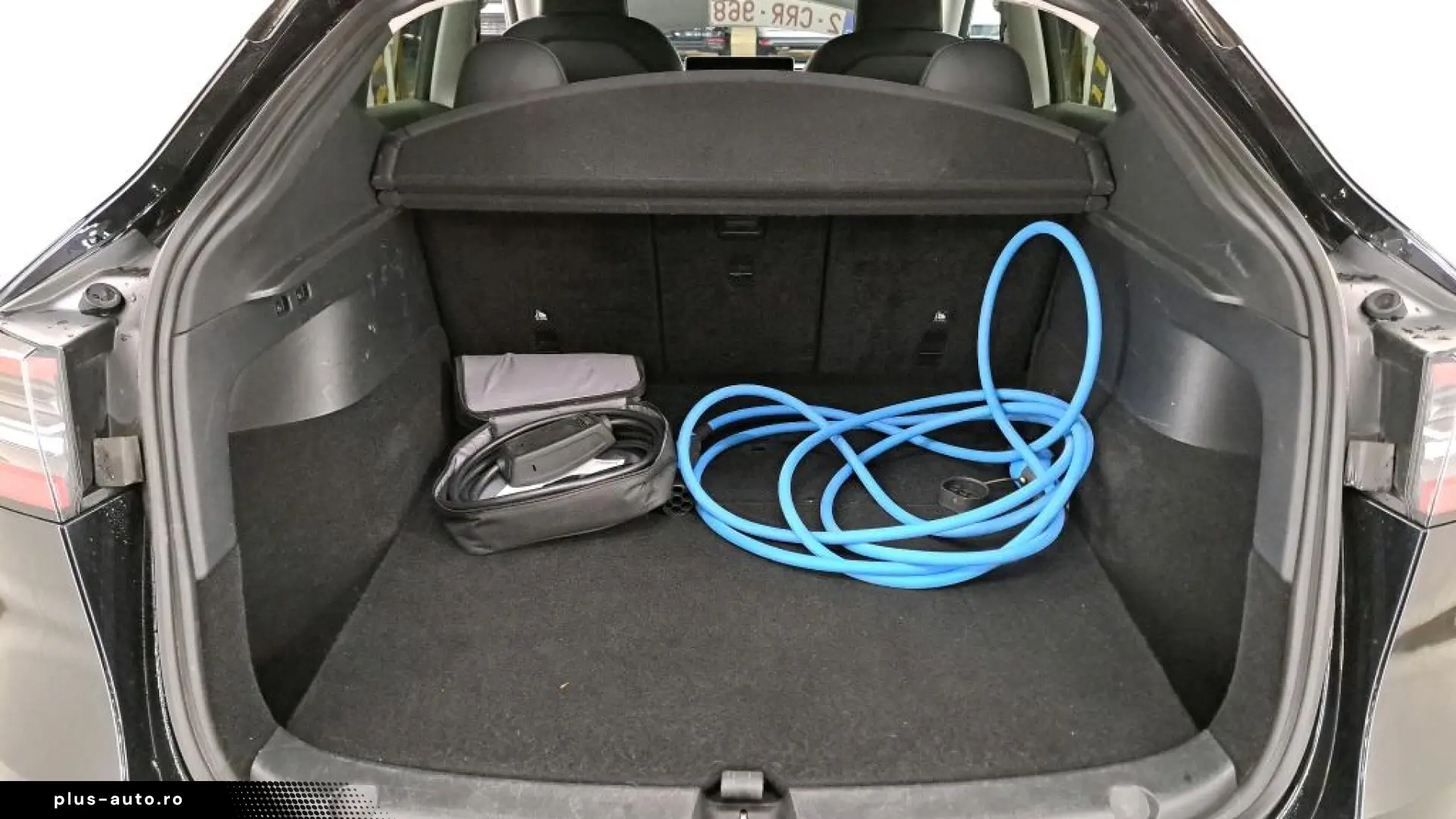 Tesla Model Y Long Range Dual 4WD
