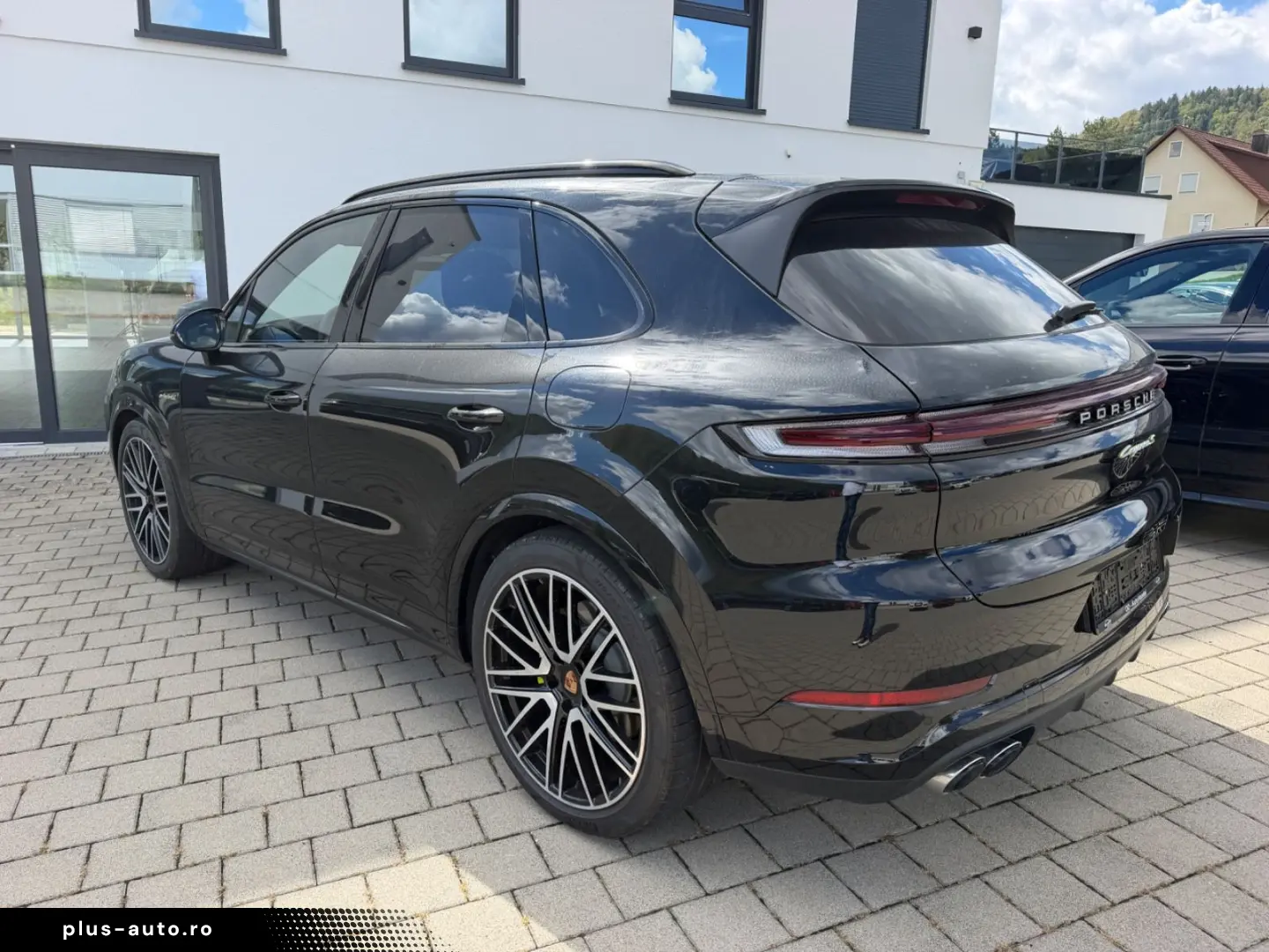 PORSCHE Cayenne S E-Hybrid SportDesign HD-Matrix Inno 22