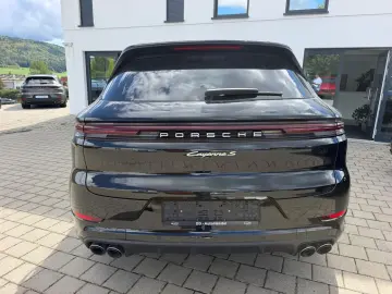 PORSCHE Cayenne S E-Hybrid SportDesign HD-Matrix Inno 22