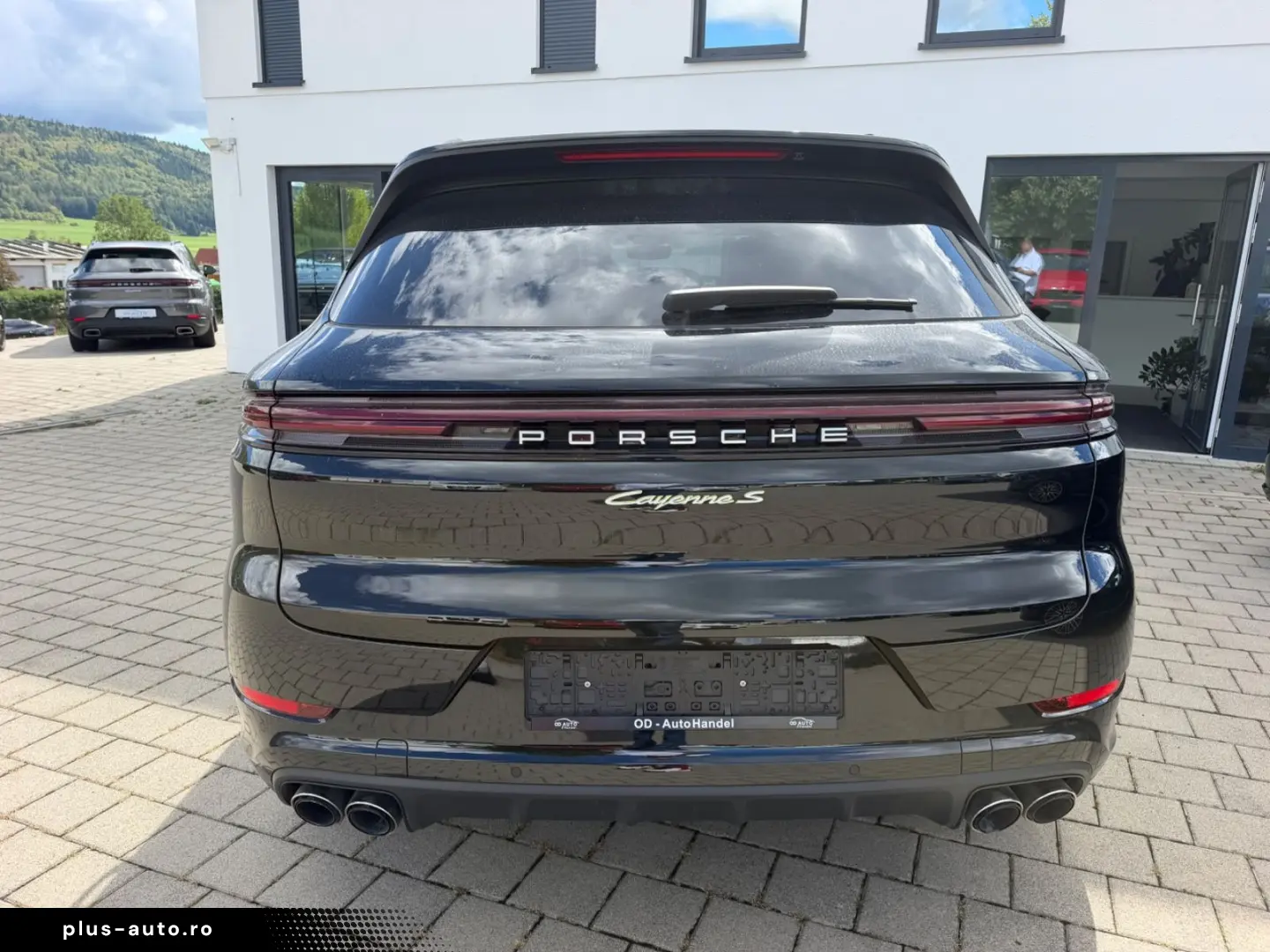 PORSCHE Cayenne S E-Hybrid SportDesign HD-Matrix Inno 22
