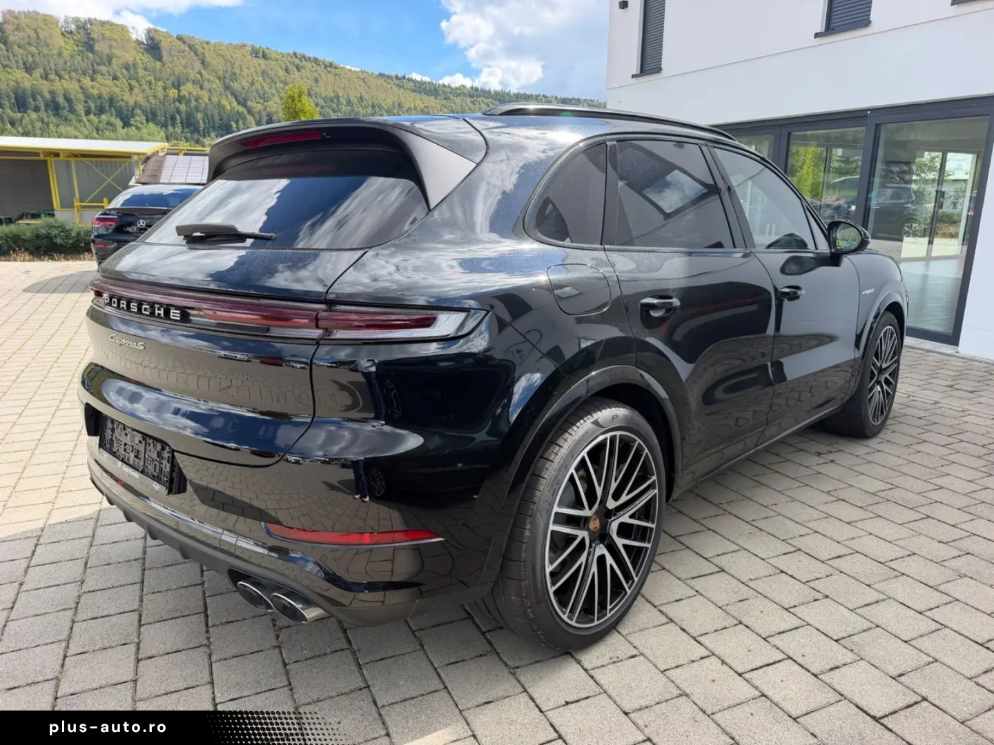 PORSCHE Cayenne S E-Hybrid SportDesign HD-Matrix Inno 22