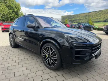 PORSCHE Cayenne S E-Hybrid SportDesign HD-Matrix Inno 22