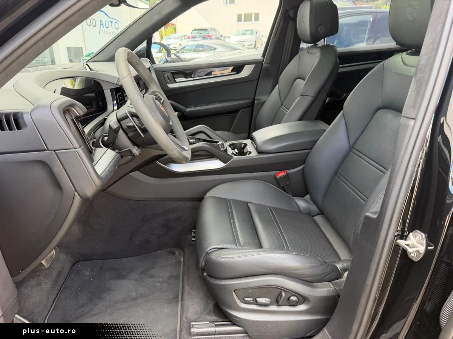 PORSCHE Cayenne S E-Hybrid SportDesign HD-Matrix Inno 22