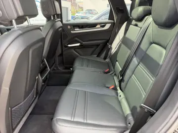PORSCHE Cayenne S E-Hybrid SportDesign HD-Matrix Inno 22
