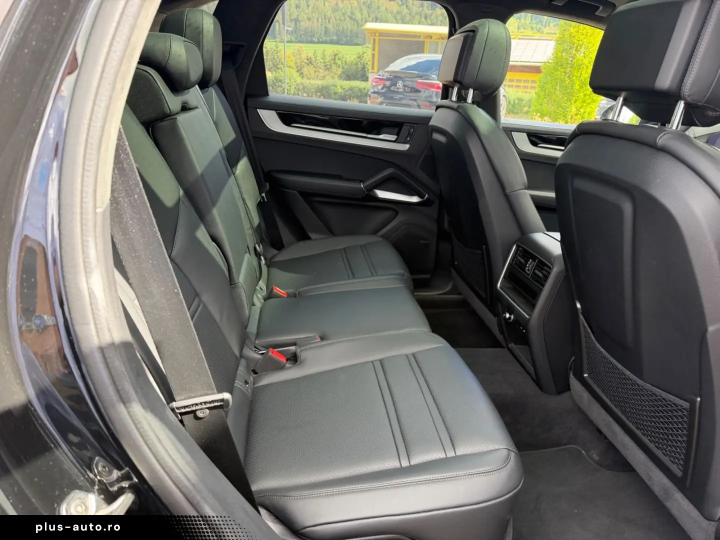 PORSCHE Cayenne S E-Hybrid SportDesign HD-Matrix Inno 22