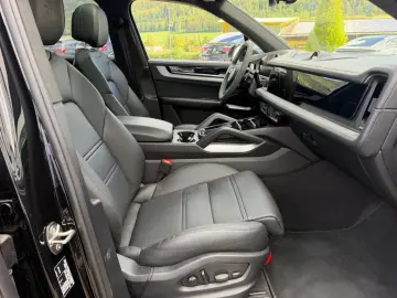 PORSCHE Cayenne S E-Hybrid SportDesign HD-Matrix Inno 22