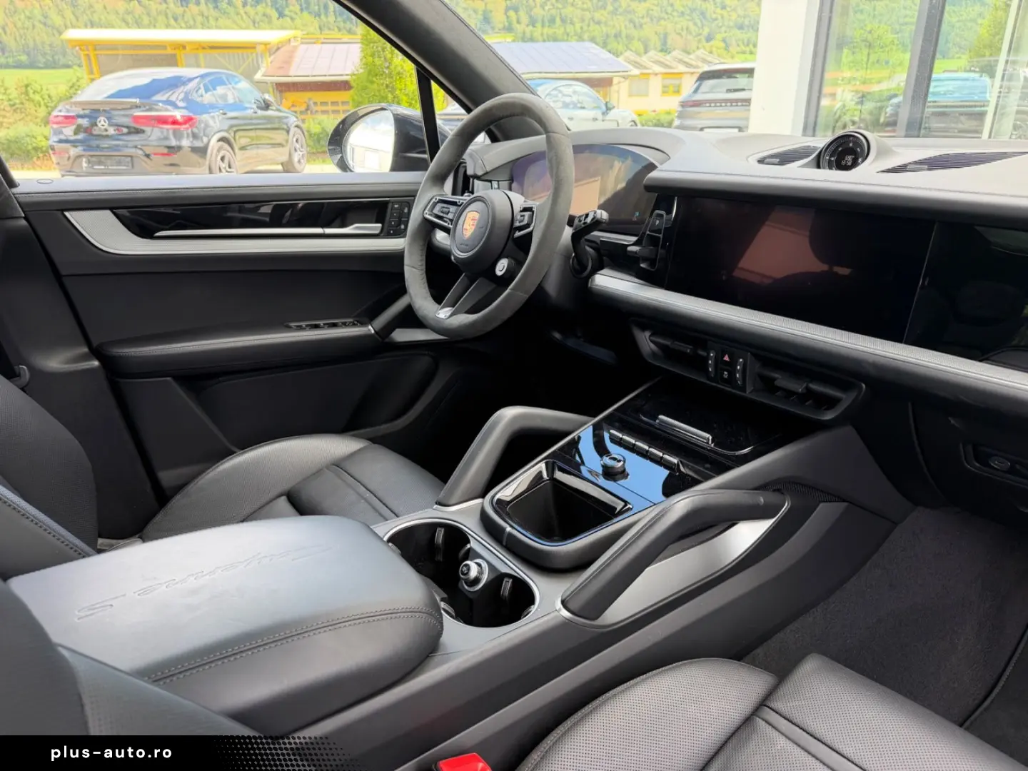 PORSCHE Cayenne S E-Hybrid SportDesign HD-Matrix Inno 22
