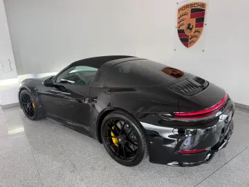 PORSCHE 992 Targa GTS 4 - PCCB- ACC-
