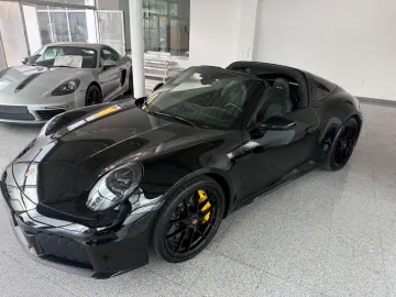 PORSCHE 992 Targa GTS 4 - PCCB- ACC-