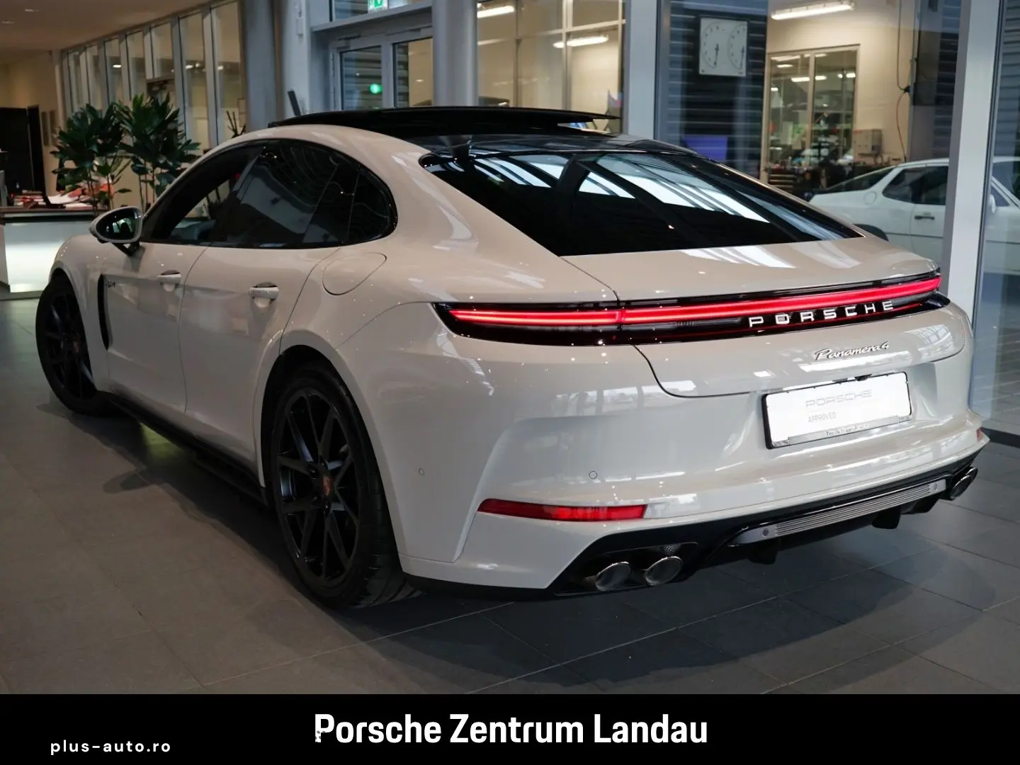 PORSCHE Panamera 4 E-Hybrid InnoDrive Head-Up Soft-Close