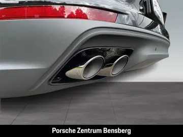 PORSCHE Panamera 4 E-Hybrid