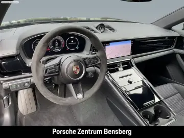 PORSCHE Panamera 4 E-Hybrid