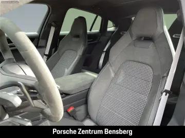 PORSCHE Panamera 4 E-Hybrid