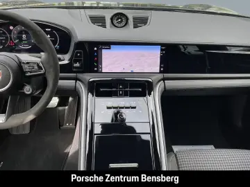 PORSCHE Panamera 4 E-Hybrid