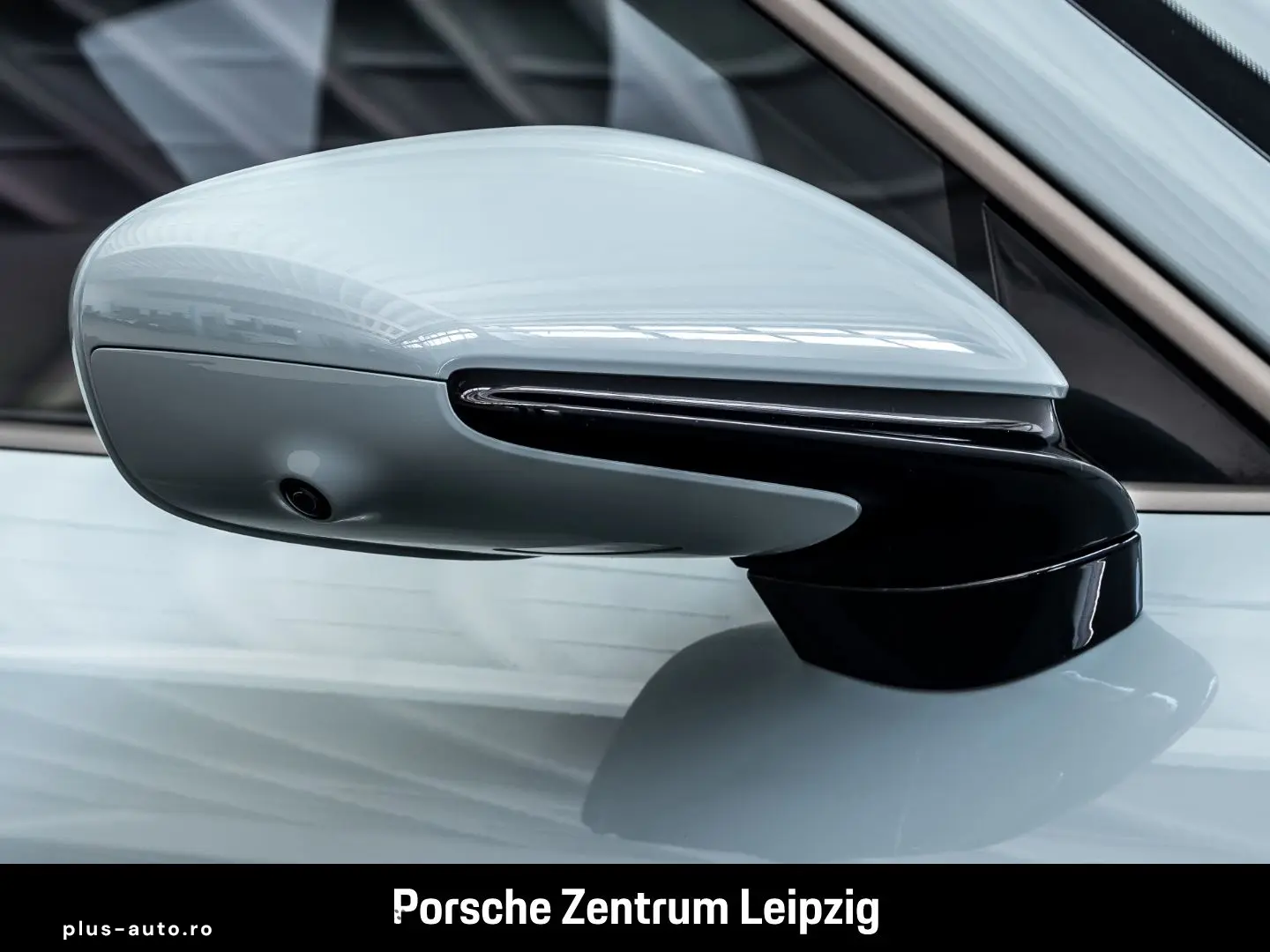 PORSCHE Taycan Turbo Burmester ActiveRide