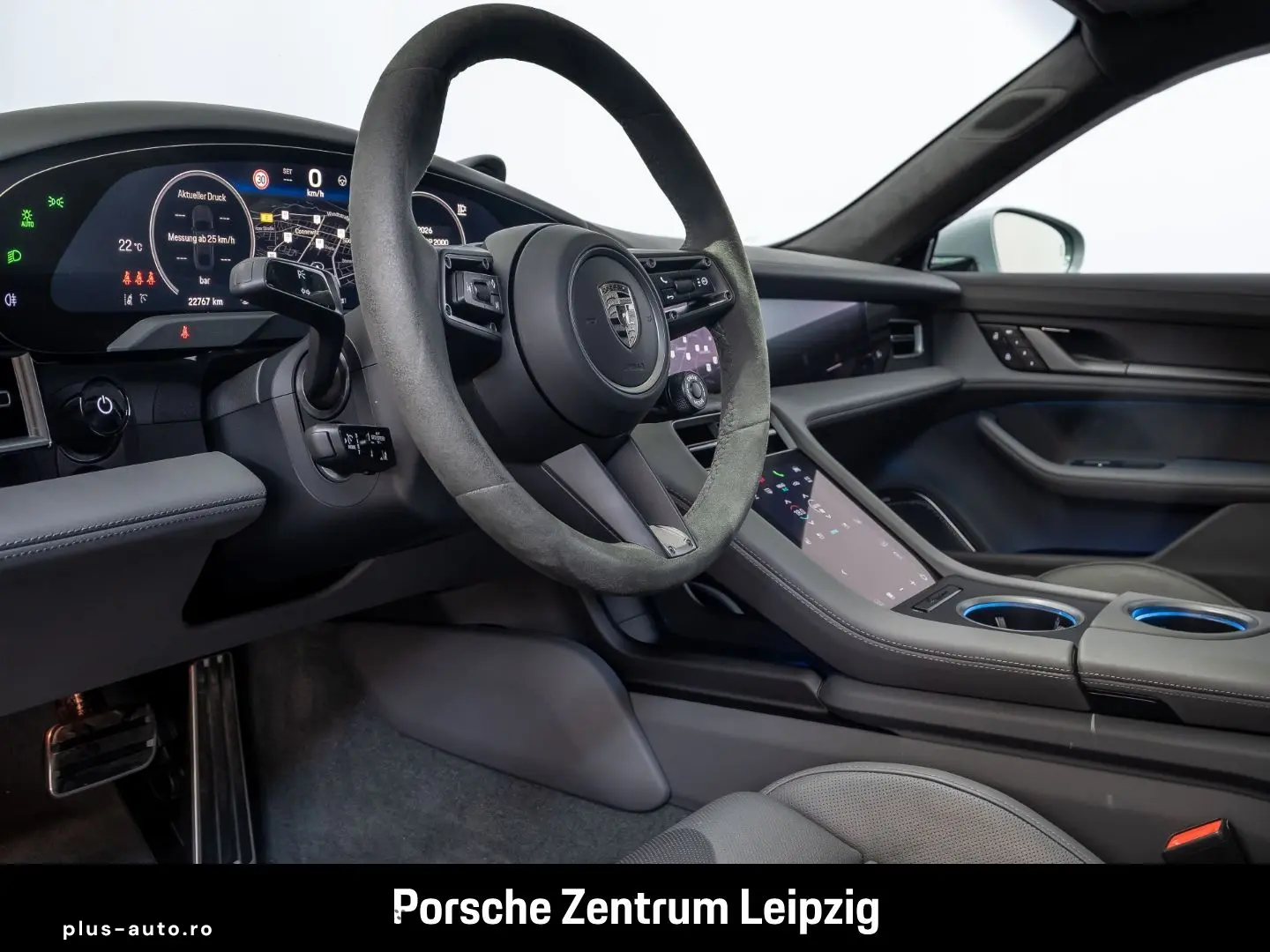 PORSCHE Taycan Turbo Burmester ActiveRide