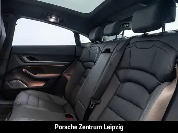 PORSCHE Taycan Turbo Burmester ActiveRide