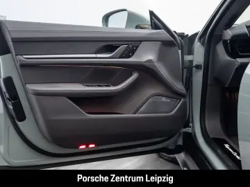 PORSCHE Taycan Turbo Burmester ActiveRide