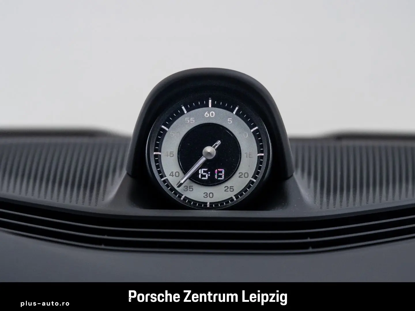 PORSCHE Taycan Turbo Burmester ActiveRide