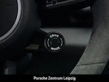 PORSCHE Taycan Turbo Burmester ActiveRide