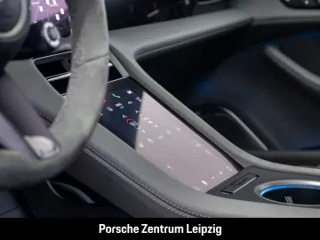 PORSCHE Taycan Turbo Burmester ActiveRide