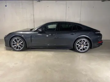 PORSCHE Panamera 4   SportDesign Paket   Surround View