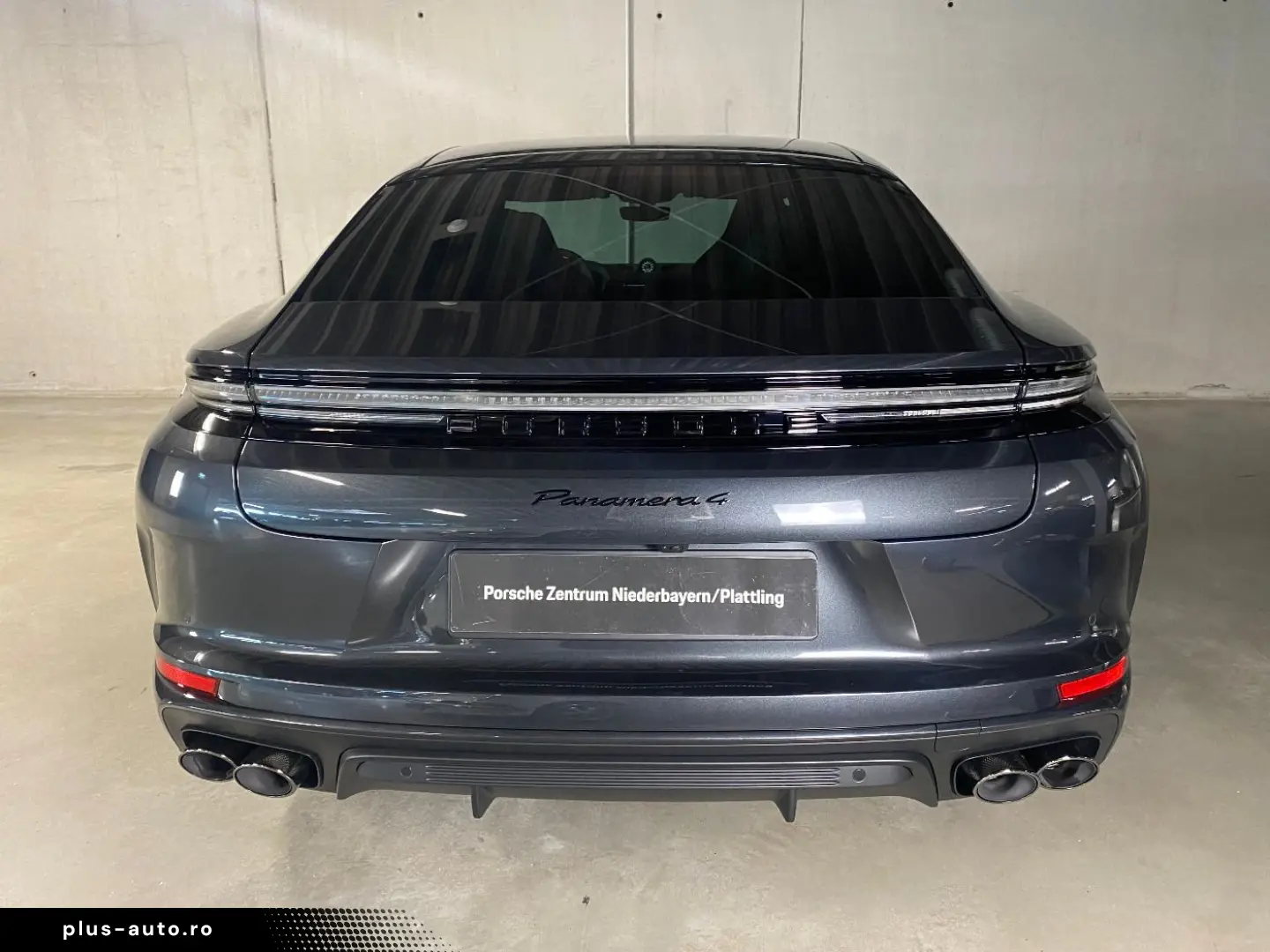 PORSCHE Panamera 4   SportDesign Paket   Surround View