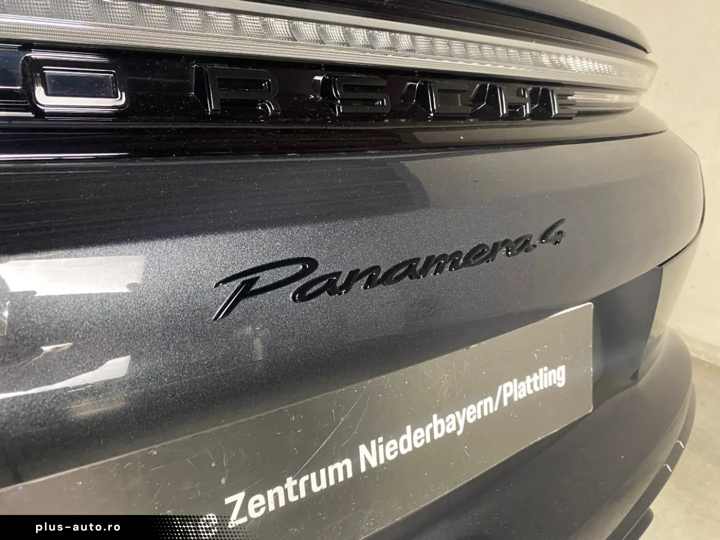 PORSCHE Panamera 4   SportDesign Paket   Surround View