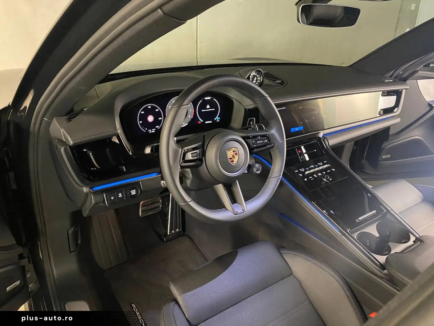 PORSCHE Panamera 4   SportDesign Paket   Surround View