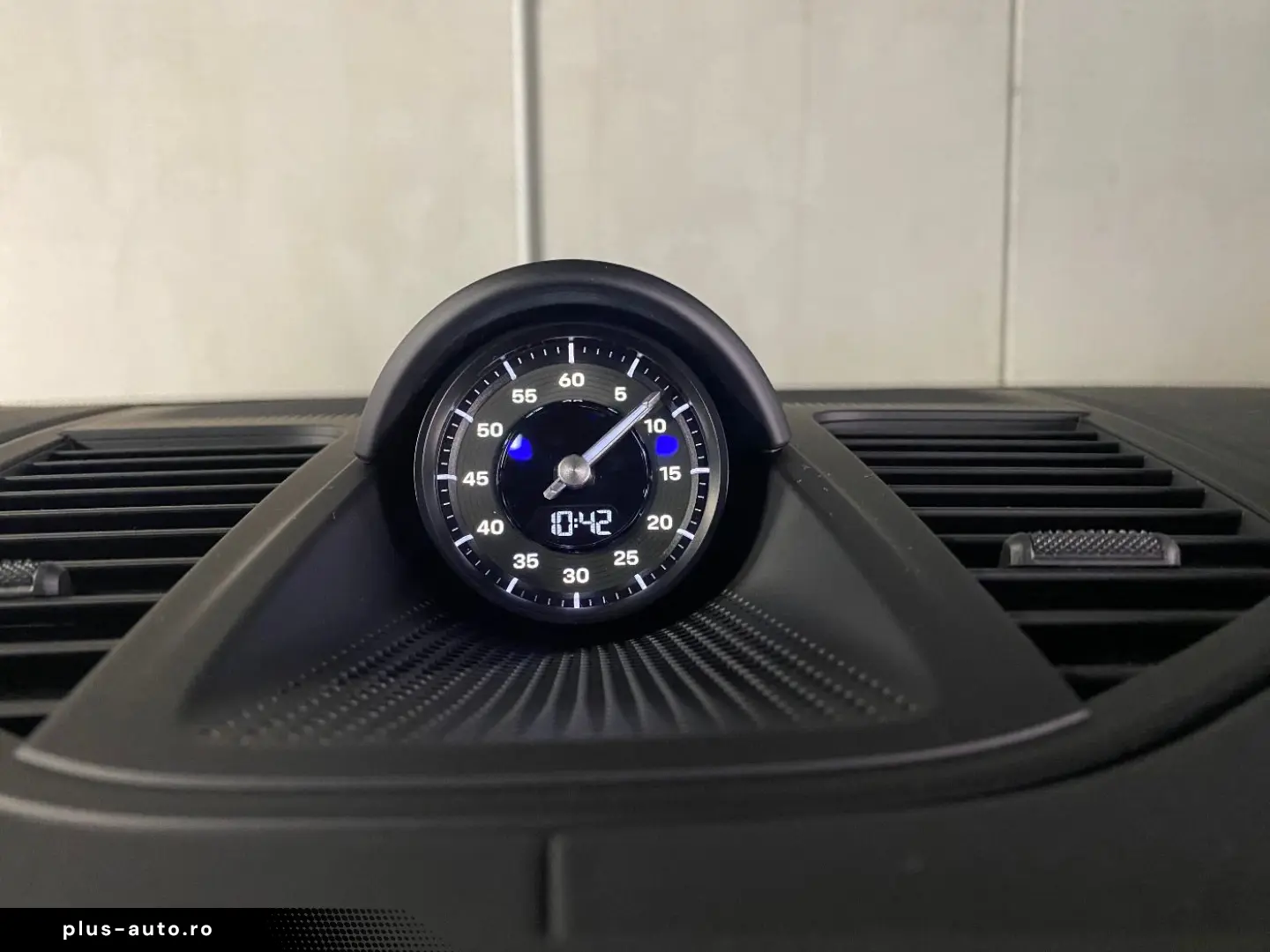 PORSCHE Panamera 4   SportDesign Paket   Surround View
