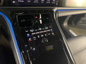 PORSCHE Panamera 4   SportDesign Paket   Surround View