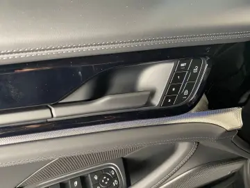 PORSCHE Panamera 4   SportDesign Paket   Surround View