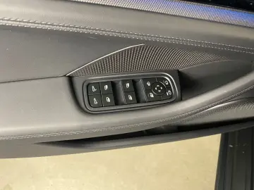 PORSCHE Panamera 4   SportDesign Paket   Surround View