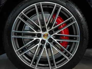Porsche Macan GTS SPORT-CHRONO 18-WAY 360  SOUND-PKG
