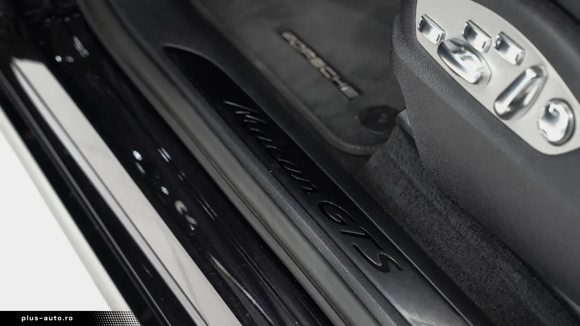 Porsche Macan GTS SPORT-CHRONO 18-WAY 360  SOUND-PKG