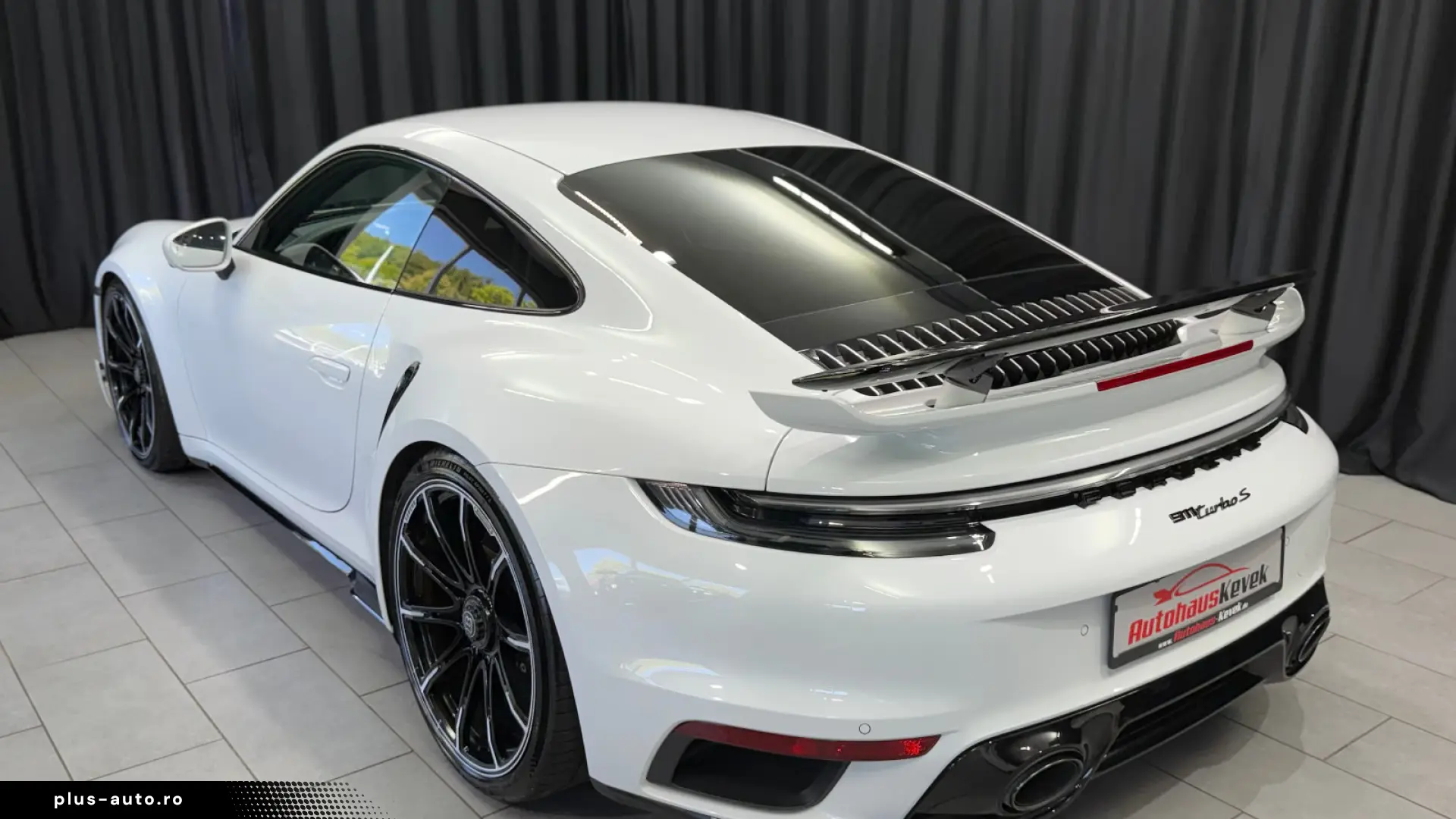Porsche 992 Turbo S AERO-PAKET BRABUS BOSE ACC KW