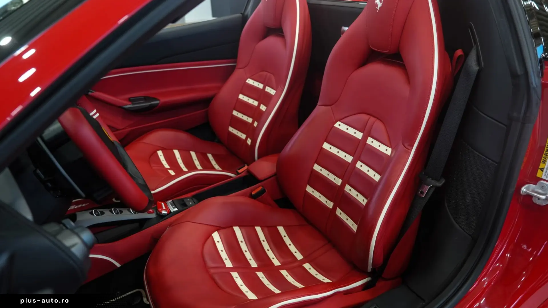 Ferrari 488 Spider TAILOR-MADE DAYTONA-SEAT JBL LIFT 1HD
