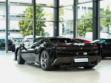 Ferrari 296 GTB Speciale  FULL CARBON  STRIPES  JBL  LIFT