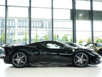 Ferrari 296 GTB Speciale  FULL CARBON  STRIPES  JBL  LIFT