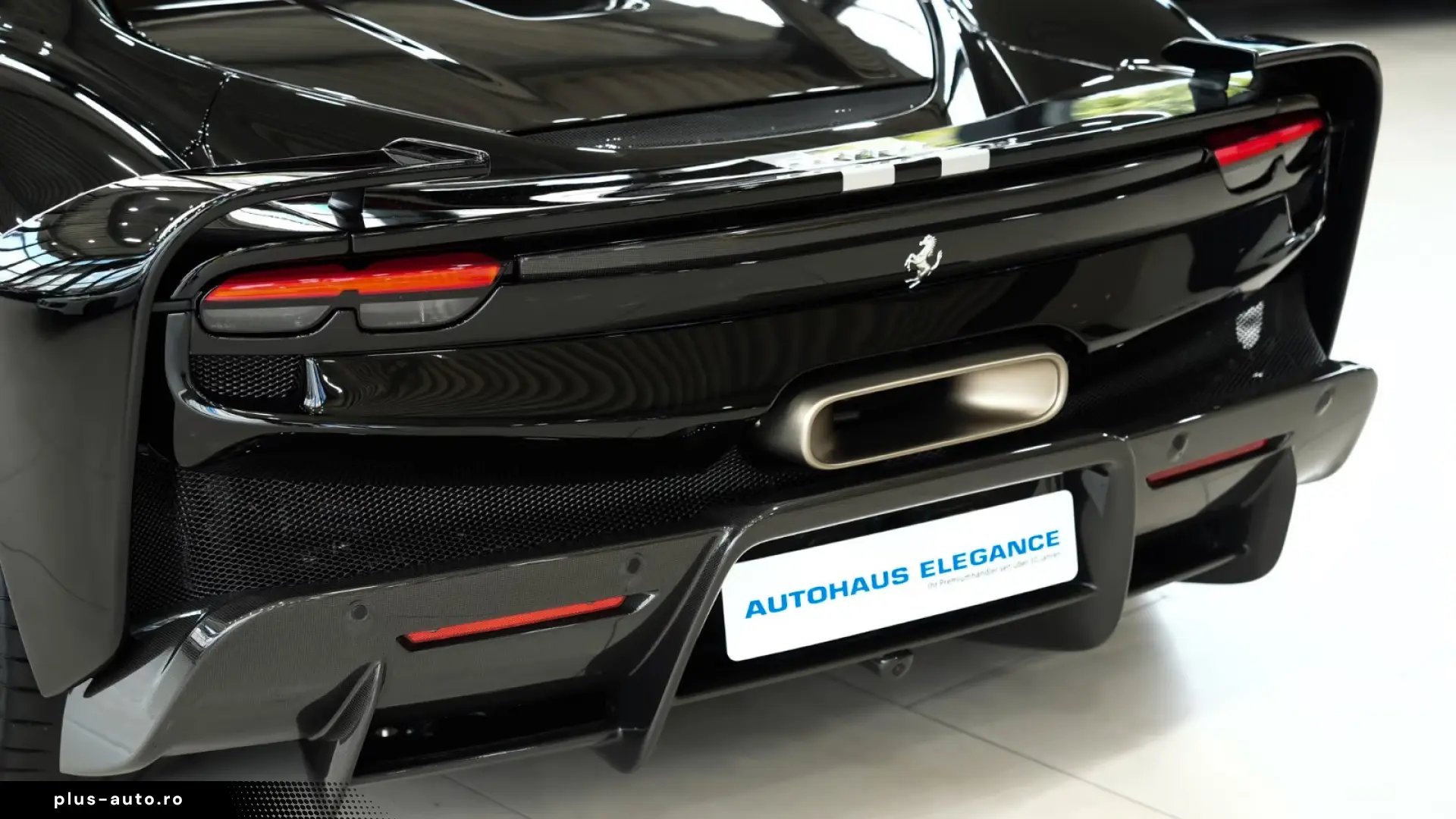 Ferrari 296 GTB Speciale  FULL CARBON  STRIPES  JBL  LIFT