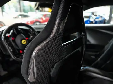 Ferrari 296 GTB Speciale  FULL CARBON  STRIPES  JBL  LIFT