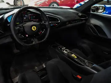 Ferrari 296 GTB Speciale  FULL CARBON  STRIPES  JBL  LIFT
