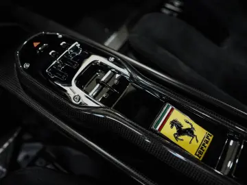Ferrari 296 GTB Speciale  FULL CARBON  STRIPES  JBL  LIFT