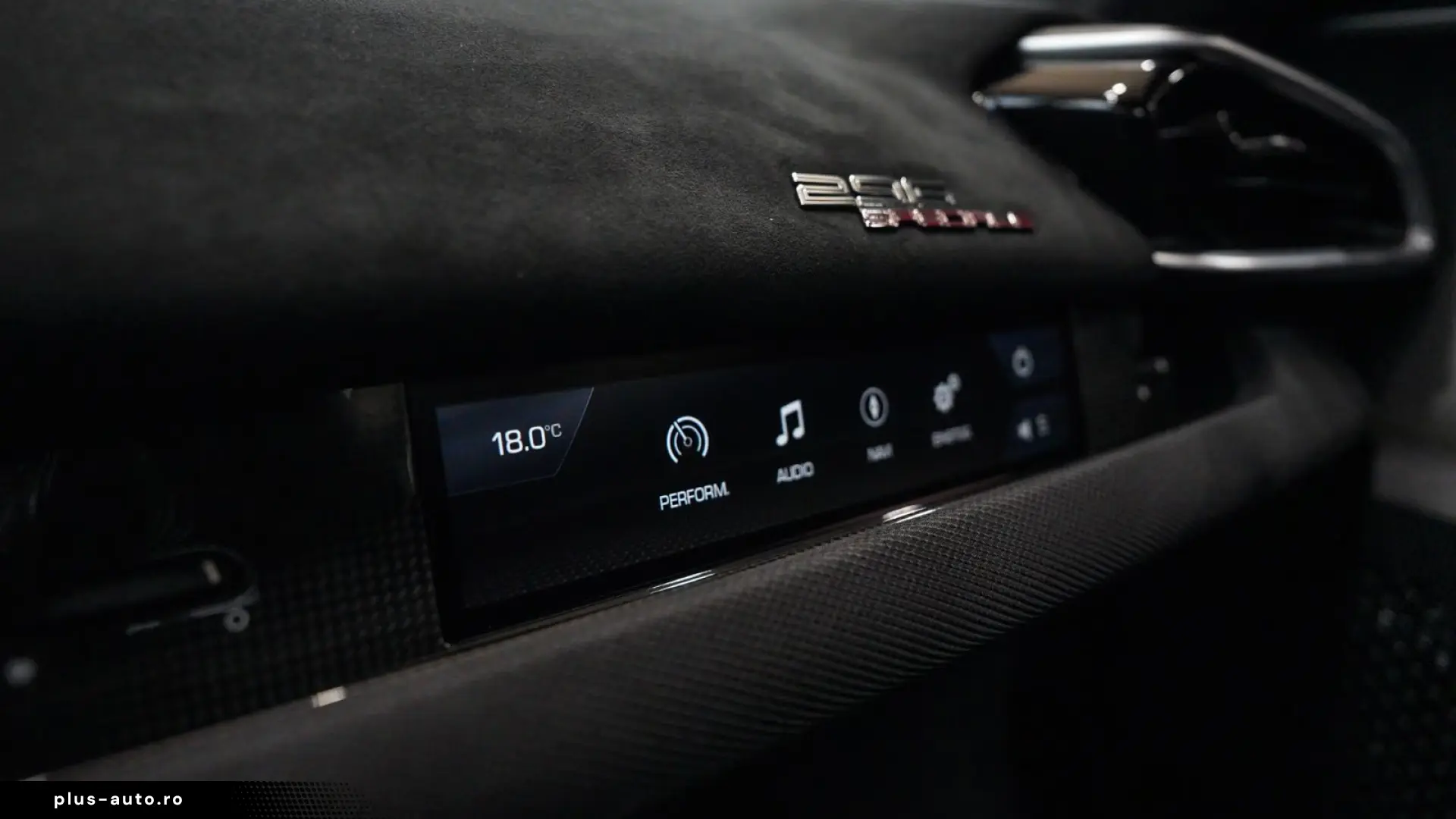 Ferrari 296 GTB Speciale  FULL CARBON  STRIPES  JBL  LIFT