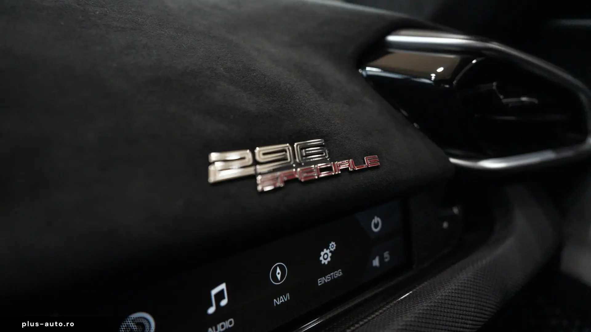 Ferrari 296 GTB Speciale  FULL CARBON  STRIPES  JBL  LIFT