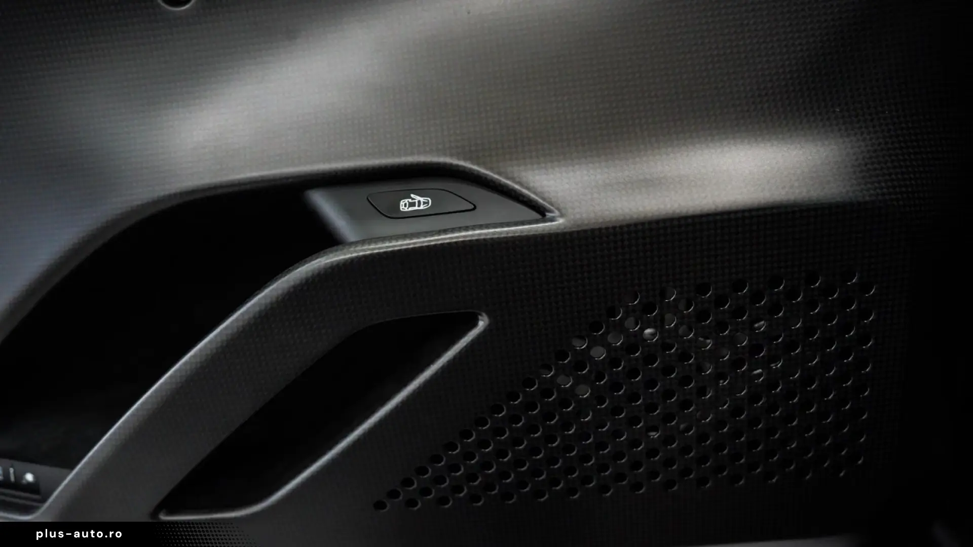 Ferrari 296 GTB Speciale  FULL CARBON  STRIPES  JBL  LIFT