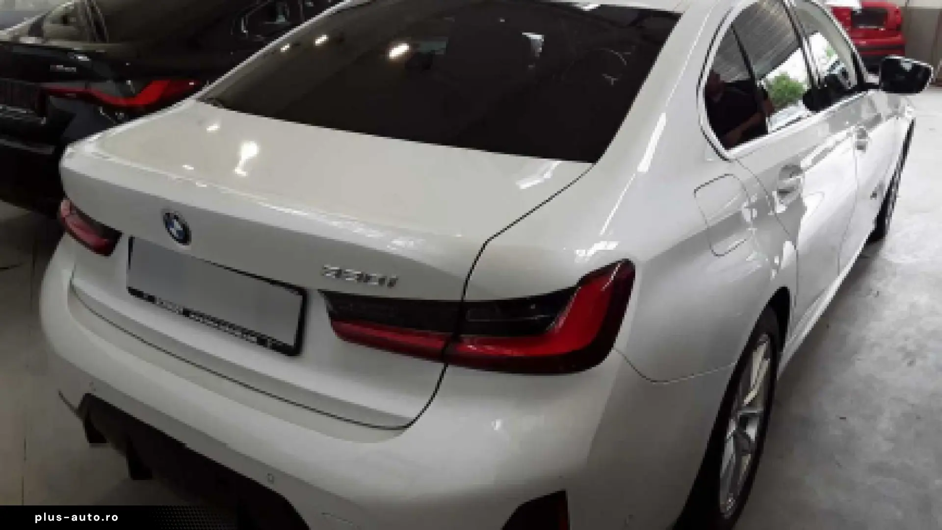 BMW 330i facelift M Sport   TVA deductibil   finantare