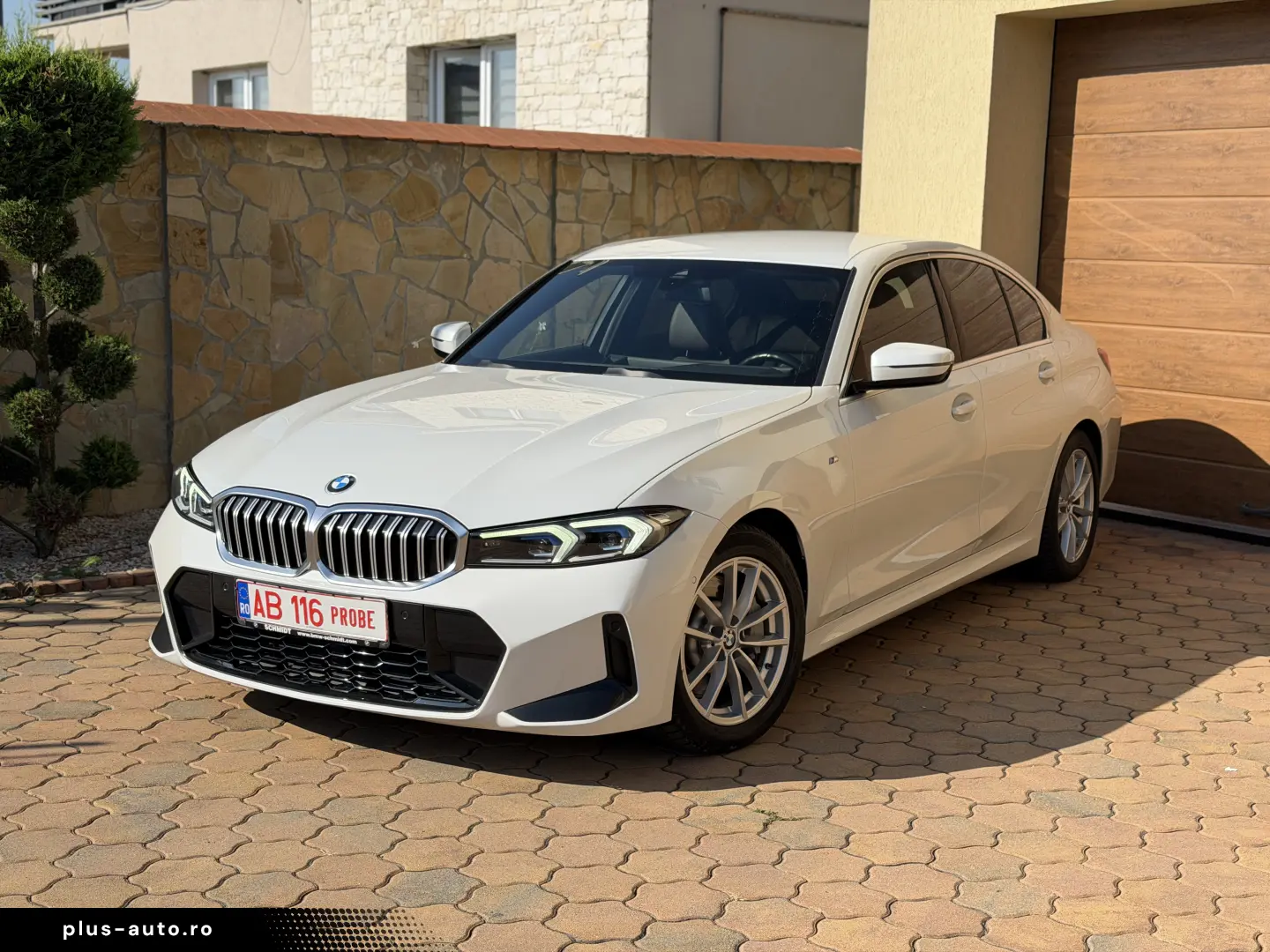 BMW 330i facelift M Sport   TVA deductibil   finantare