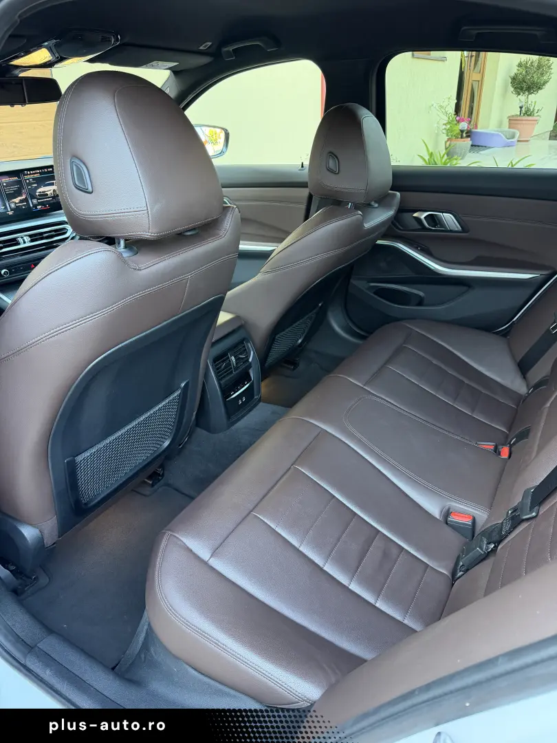 BMW 330i facelift M Sport   TVA deductibil   finantare