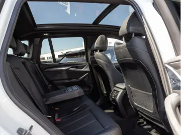 BMW X3 xDr20i MSport HUD 360 H&K Sunroof
